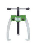 Extractor de rodamientos autocentrante de 2 patas a manivela (70x70 mm) KUKKO