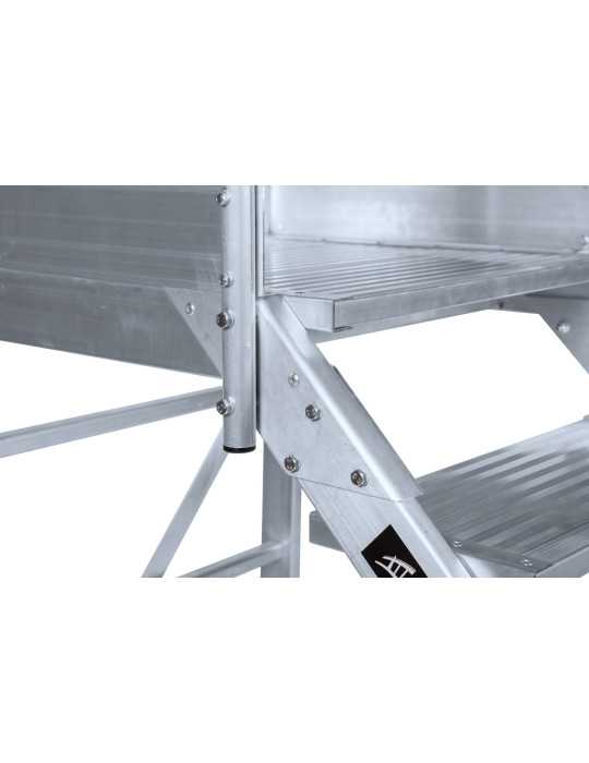 Escalera de plataforma móvil 45 Grados MAX de 2 peldaños con plataforma de 60x60 cm marca KTL