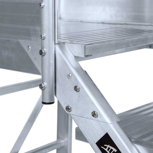 Escalera de plataforma móvil 60 Grados MAX de 3 peldaños con plataforma de 60x60 cm marca KTL
