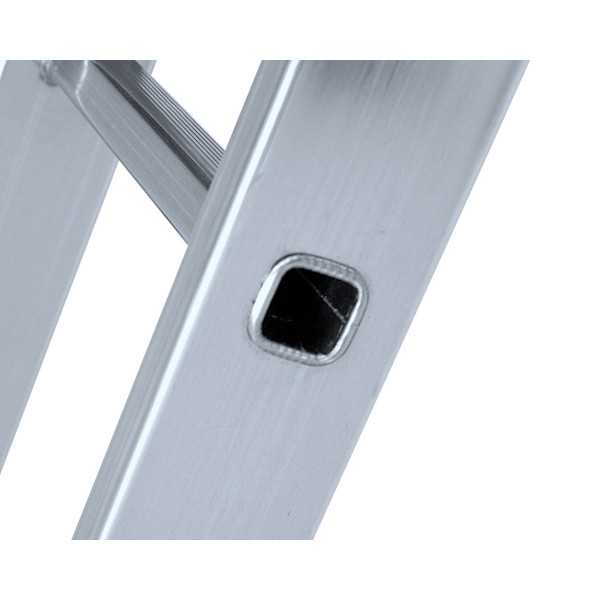 Escalera triple con base Industrial de 8x3 peldaños marca KTL