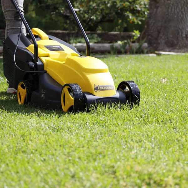 Cortacésped eléctrico enchufable compacto GRASS LITE 100E-V24 GARLAND