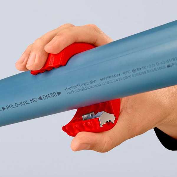 Cortatubos BiX® para Tubos de Plástico y Manguitos de Sellado KNIPEX