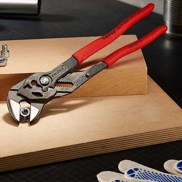 Tenazas Llave Ajustable 250 mm KNIPEX