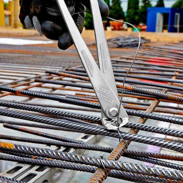 Tenaza Rusa de Fuerza, Cincada Brillante, 300 x 50 x 25 mm KNIPEX