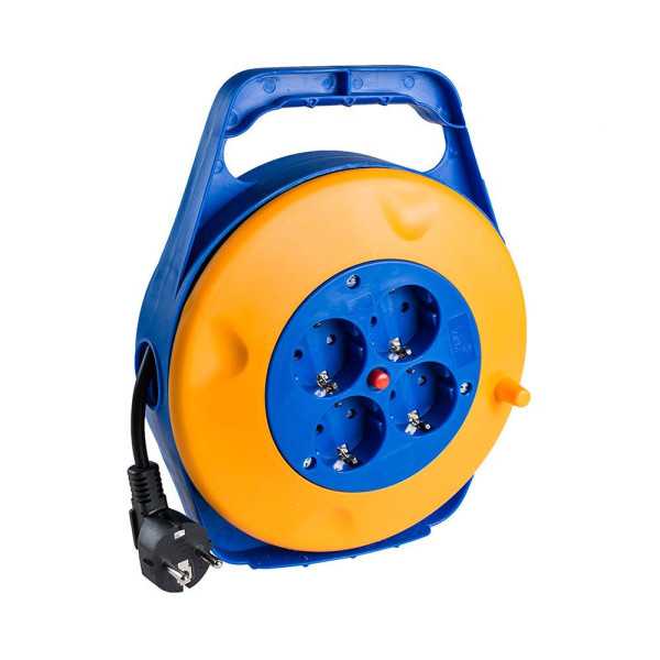 Enrollacables 10 m 3 G 1,00 mm² 4 Tomas Bipolares con T/Tl SOLERA