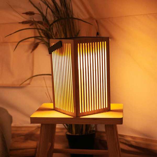 Farol Solar de Mano Okinawa, con Bombilla Recargable, 14 x 14 x 24 cm NEW GARDEN