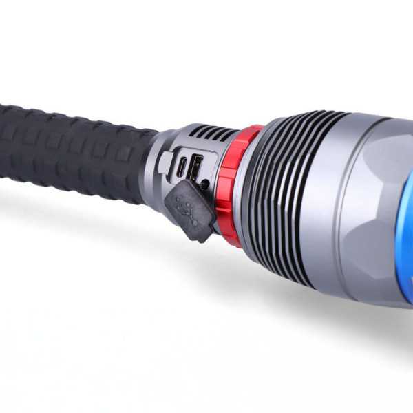 Linterna LED de Largo Alcance, Wolf Pro R1, 23000 lm EDM