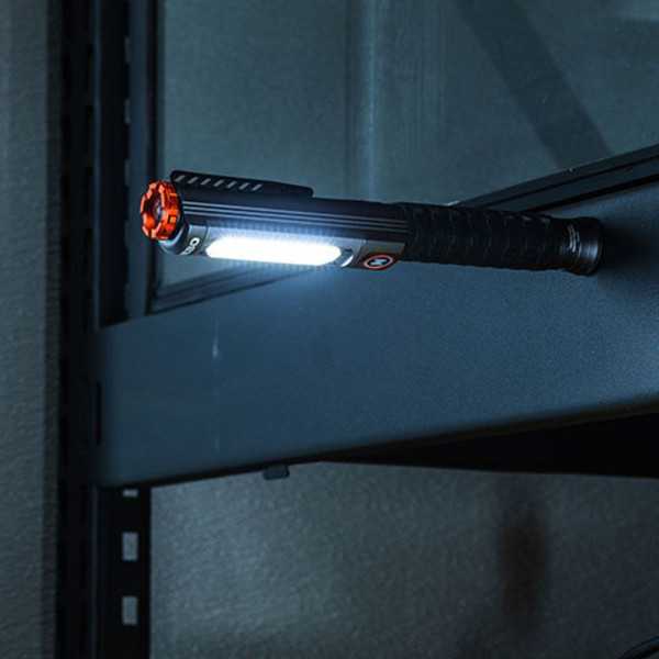 Linterna Big Larry Pro+. Lámpara+cob Recagable, por la Compra de 6 Unidades un Expositor de Regalo NEBO