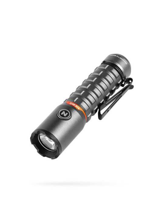 Linterna Torchy 2K. Compacta Recargable, por la Compra de 6 Unidades un Expositor de Regalo NEBO