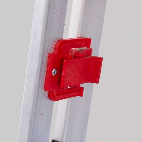 Escalera Profesional Delux de Aluminio 5 Peldaños PERSUM