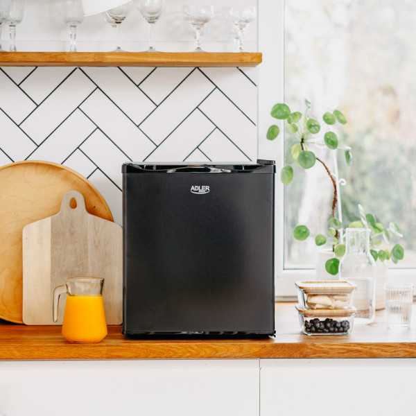 Refrigerador Termoeléctrico 28 l, 380 x 480 x 450 mm, Negro ADLER
