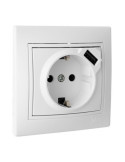 Base Bipolar con T/Tl 16A 250V USB 16A Serie Europa ERP60USB-U SOLERA