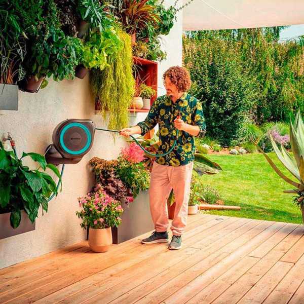 Enrollador de Manguera Automático Rollup 15 m GARDENA