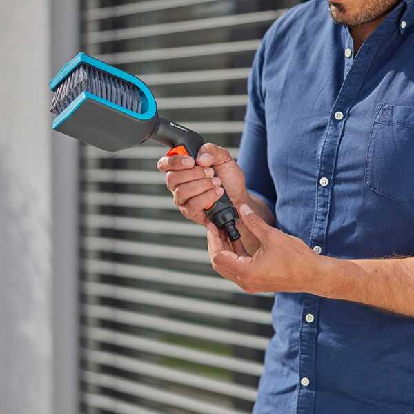 Cepillo para Limpieza de Persianas Cleansystem GARDENA
