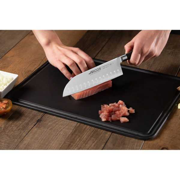 Cuchillo Santoku con Alveolos Serie Riviera 180 mm ARCOS