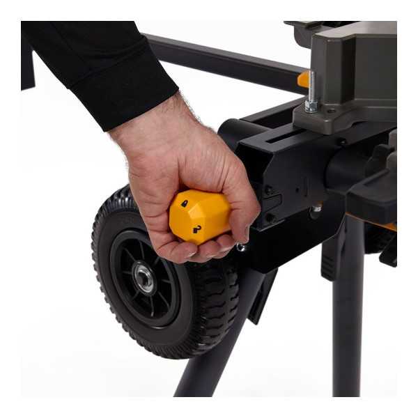 Soporte Universal con Ruedas para Ingletadora, 195 cm TOUGHBUILT
