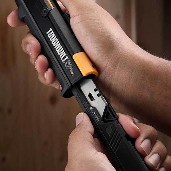 Cúter Recargable con 5 + 5 Hojas TOUGHBUILT