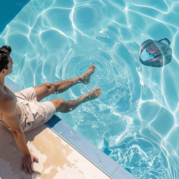 Robot Limpiafondos Inalámbrico Moovo 90, para Piscinas de Hasta 80 m² GRE