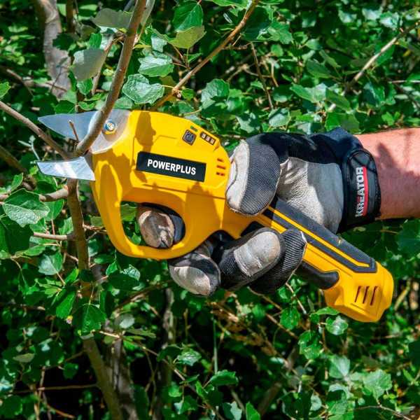 Tijeras de Podar 4V, Recargables, Máx Ø14 mm POWERPLUS