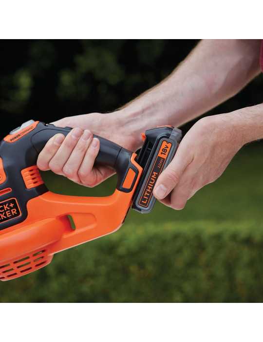 Soplador Powercommand Boost con 1 Batería 18 V 2 Ah BLACK+DECKER