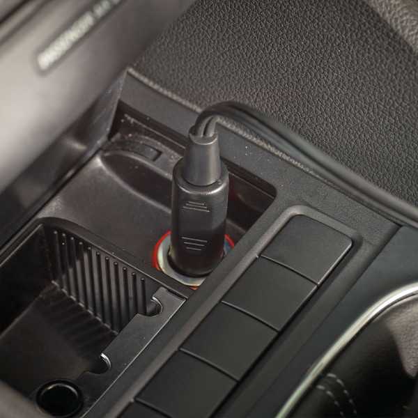 Aspirador Coche Pivotante, 12 V, con Accesorios BLACK+DECKER