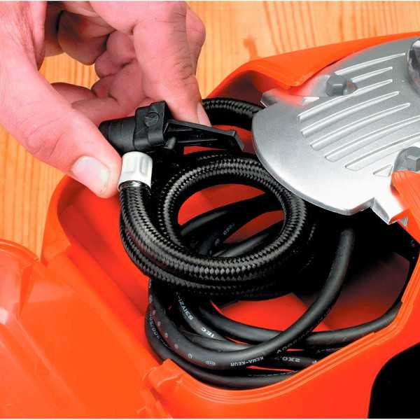 Inflador de Aire 230 V Ca y 12 V Cc con Accesorios, 11,03 bar BLACK+DECKER