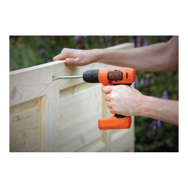 Taladro Atornillador Ultra Compacto 7,2V con Cargador BLACK+DECKER