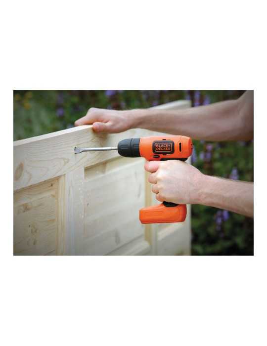 Taladro Atornillador Ultra Compacto 7,2V con Cargador BLACK+DECKER