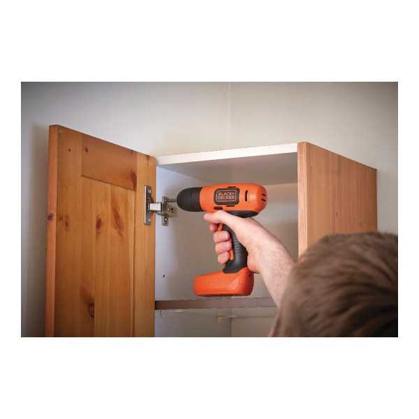Taladro Atornillador Ultra Compacto 7,2V con Cargador BLACK+DECKER