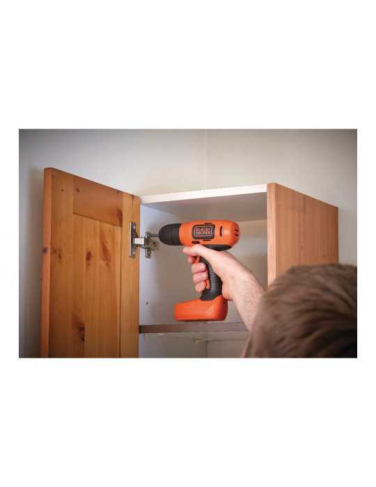 Taladro Atornillador Ultra Compacto 7,2V con Cargador BLACK+DECKER