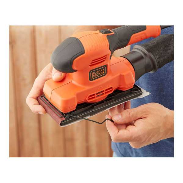 Lijadora Orbital de 1/3 150 W con Cable 2 m BLACK+DECKER