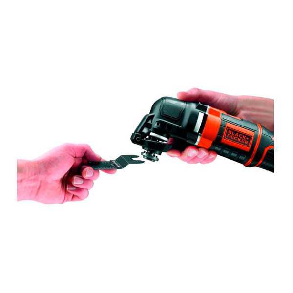 Multiherramienta Oscilante MT300KA-QS 300W con Cable 3 m BLACK+DECKER