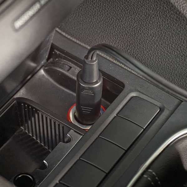 Aspirador de Coche Flexi 12 V con Accesorios, Cable 5 m BLACK+DECKER