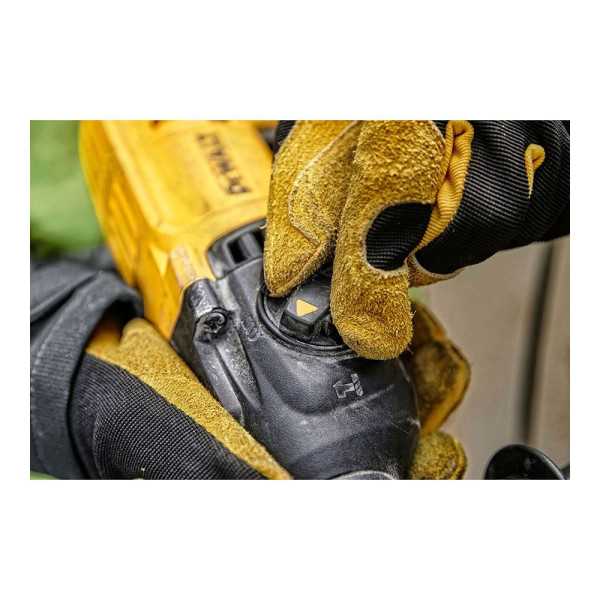 Martillo Percutor Combinado 710 W con Cable DEWALT