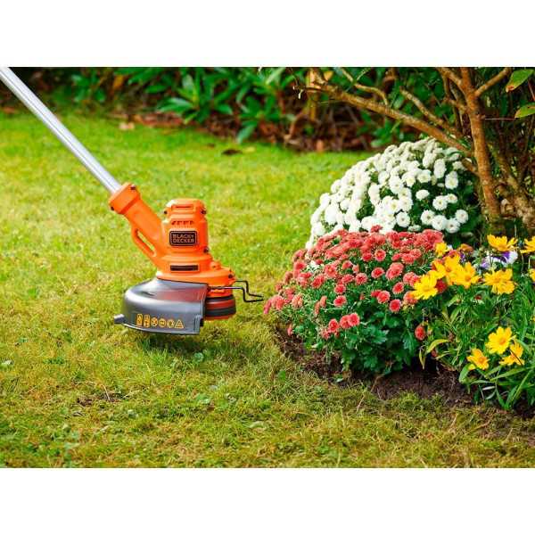 Cortabordes 450 W Ø25 cm con Cable BLACK+DECKER