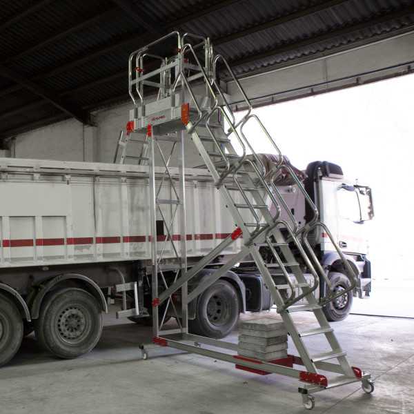 Escalera para mantenimiento de vehículos SY-BA FARAONE