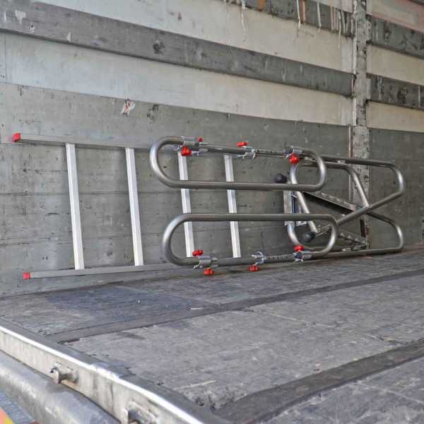 Escalera plegable de acceso a camiones.4 peldaños SCR4 FARAONE