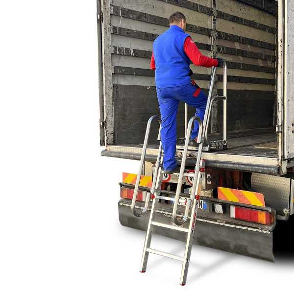 Escalera plegable de acceso a camiones. 7 peldaños SCR7 FARAONE