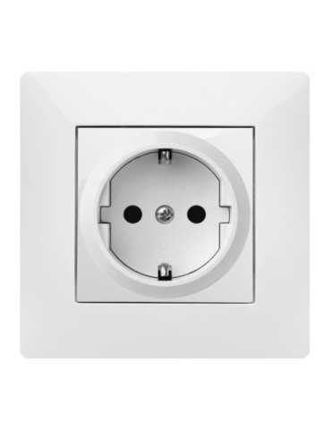 Toma Corriente 16 Ah 250 V Blanco 9123 [LOTE DE 6 Unidades] FAMATEL