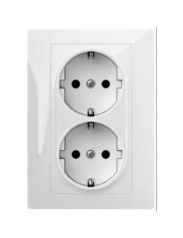 Doble Toma Corriente 16 Ah 250 V Blanco 9125 [LOTE DE 4 Unidades] FAMATEL