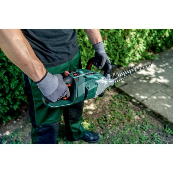 Cortasetos de bateria HS 18 LTX BL 55 METABO