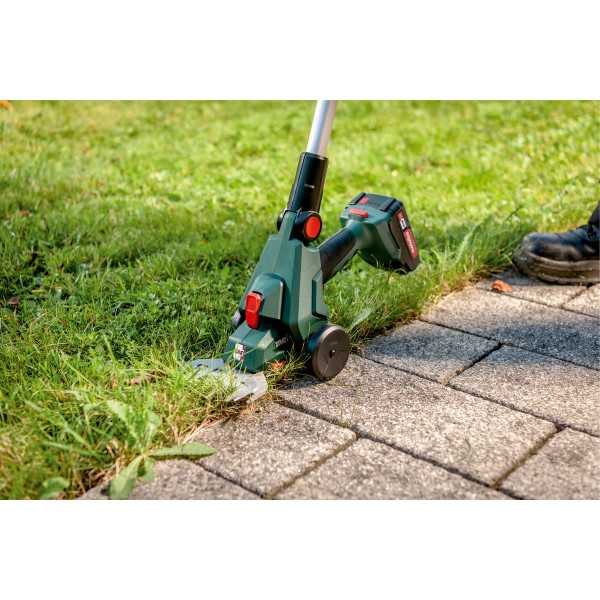 Tijeras Cortasetos y Cortacesped de bateria SGS 18 LTX Q METABO