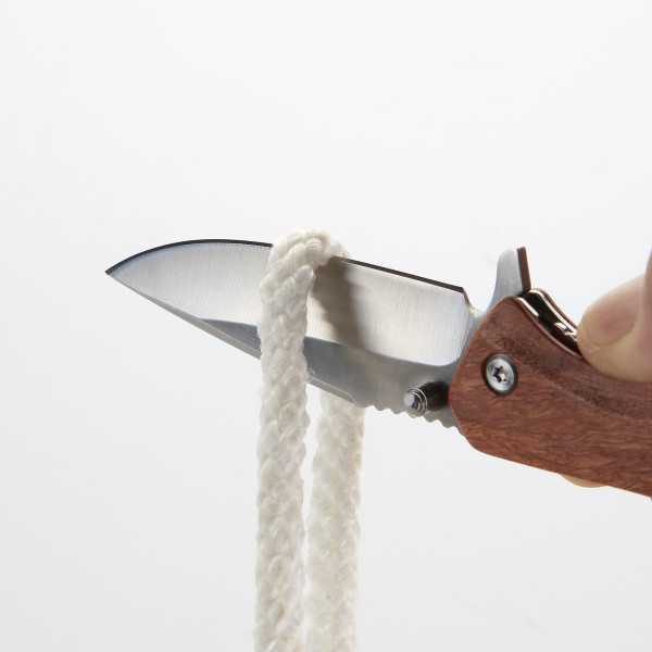 Navaja con filo de 85 mm y mango de madera ALYCO