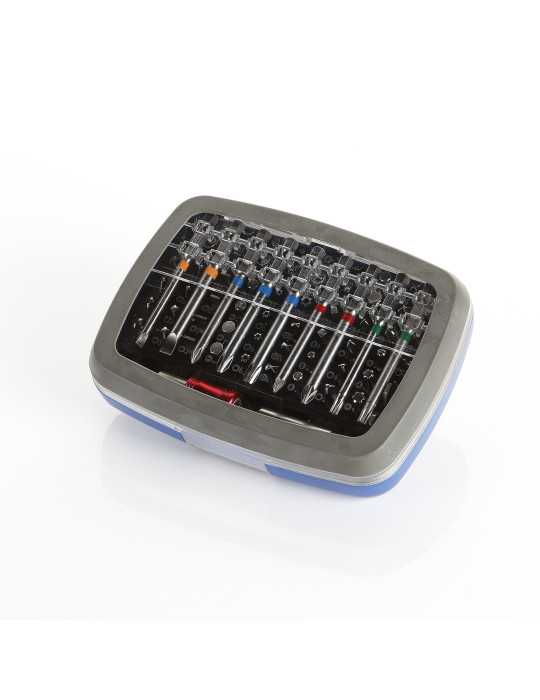 Juego de 71 puntas y adaptadores de 1/4" en caja de plástico ALYCO