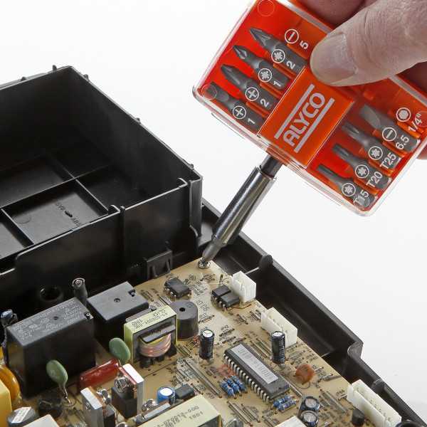 Juego de 9 puntas de atornillar de 1/4" y adaptador magnético en caja de plástico ALYCO ORANGE