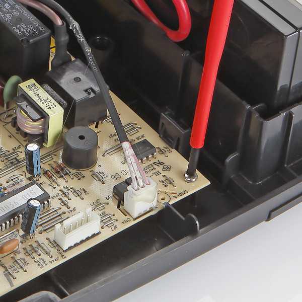 Destornillador boca plana aislado 1000V VDE 2,5x0,4x80 mm ALYCO