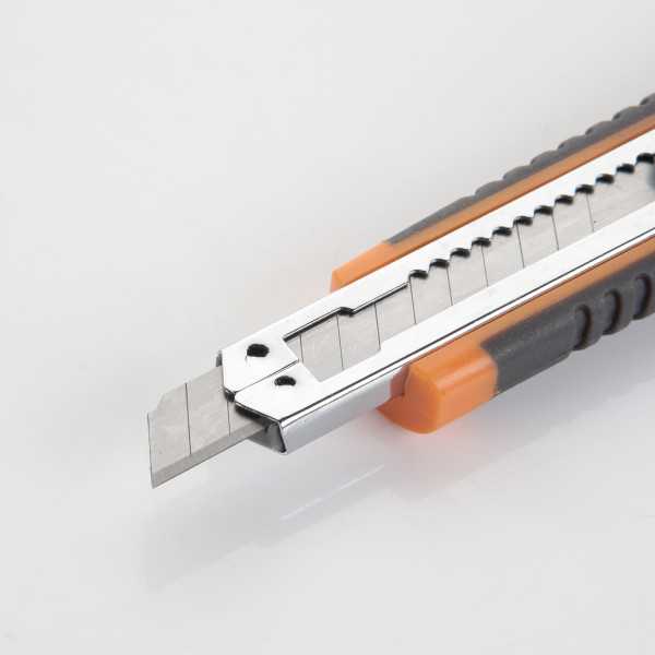 Cutter fragmentable 9 mm guía metálica ALYCO ORANGE