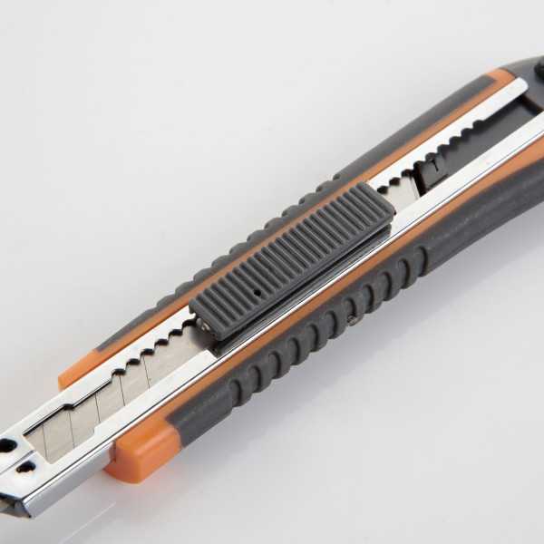 Cutter fragmentable 9 mm guía metálica ALYCO ORANGE