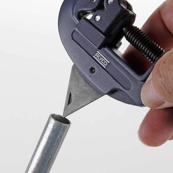 Cortatubos cuerpo aluminio para cobre, aluminio y latón 3-30 mm ALYCO